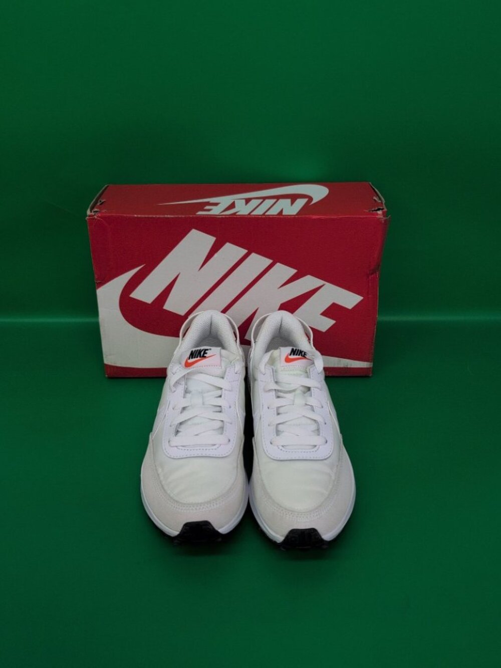 Nike Waffle Debut Running Sneakers Women's Training Shoes US 6 White DH9523-100 - Picture 4 of 15
